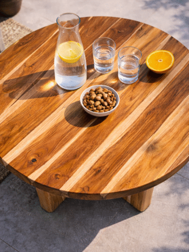 The Laguna Table